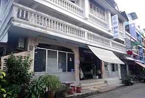 จตุรมิตร ซักอบรีด