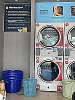 Otteri wash & dry ถนนจักรวาล นครสวรรค์