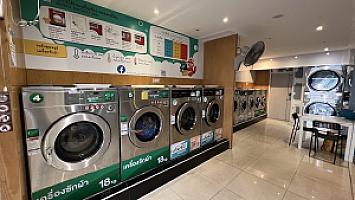 WashMe Laundromat ร้านสะดวกซัก สาขาศรีราชานคร : Coin Laundry