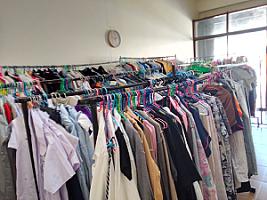 ร้านซักรีดหน้าหอนาฬิกาพานทอง