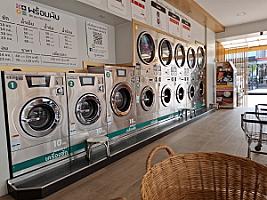 พร้อมพับ ร้านสะดวกซัก 24 ชม. Prompub Laundromat