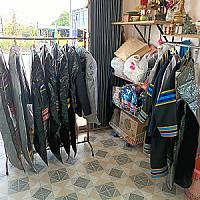 พี่พร ซักอบรีด (ชุดสูท ชุดครุย)