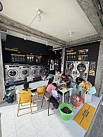 Moon Wash ซัก-อบ-พับ 24 hrs