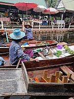 ร้านเครื่องซักผ้าหยอดเหรียญคุณประยูร