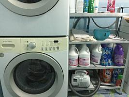 ฟ้าใสซักอบรีด ท่าแซะ (Fasai laundry and dry business)