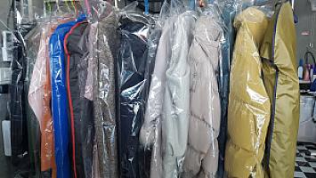 Center Wash เซ็นเตอร์วอช ซักแห้ง ซักอบรีด